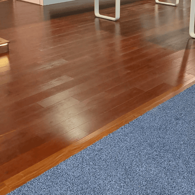 Steller Resuseable Expo Flooring - Wooden Transition to Zero