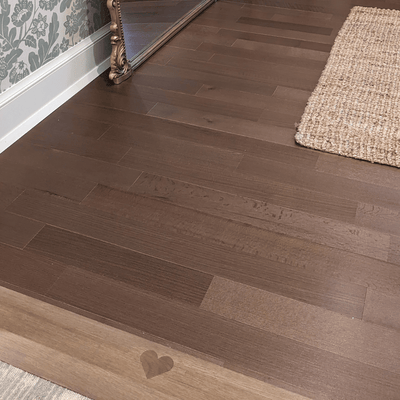 Steller Luxury Retail Linear Lay Dallas Quartered Oak - Dressing Room Transition to Concrete